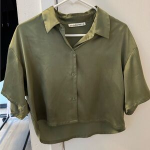 Abercrombie & Fitch Olive Green Satin Short Sleeve Button-down Blouse